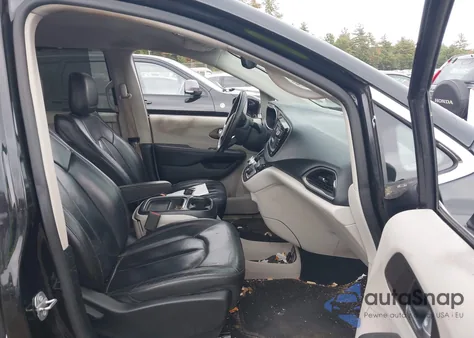 2017 Chrysler Pacifica Touring-L from USA, damaged, VIN 2C4RC1BG2HR594588